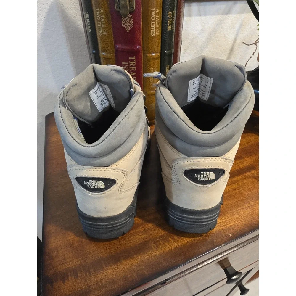 NorthFace X2  Hiking Leather Boots Size: Lady 7  Color:‎ Tan Tone
